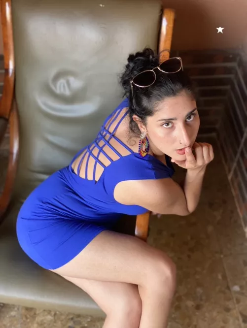 I want something hard in my mouth 👅