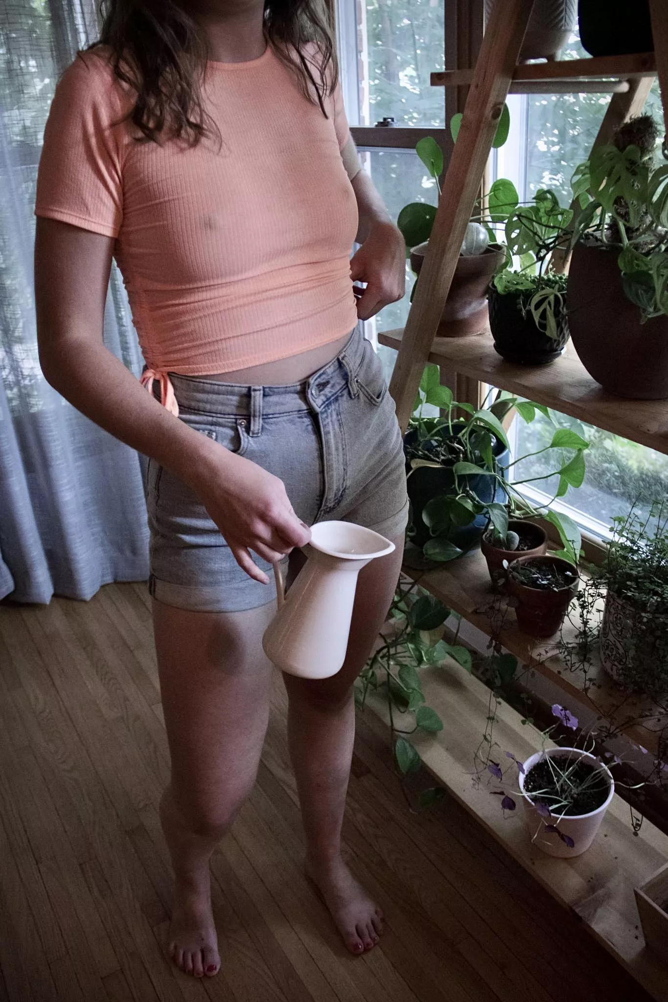 life pro tip, girls who love plants hate bras