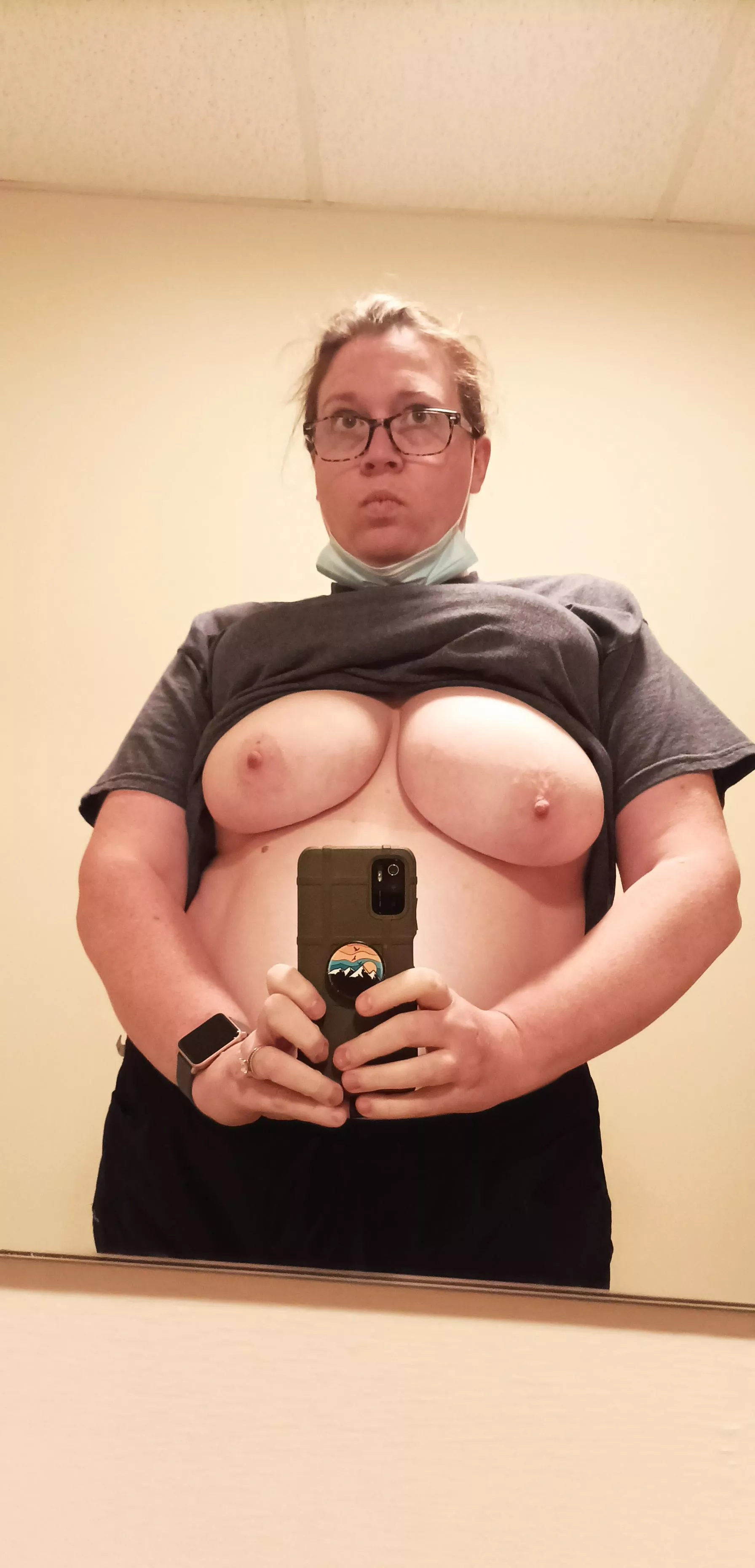 mirror selfies for the win!