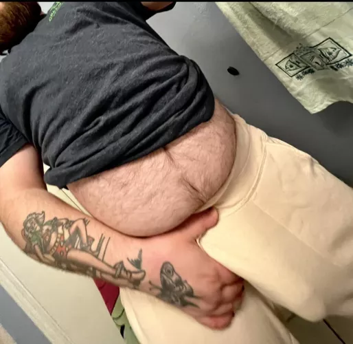 my favorite sweats :)