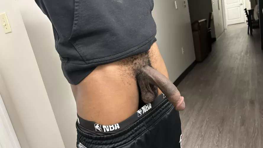 My roommates are asleep 😁