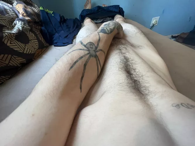 ok still not sure how I feel about going more or less smooth on my legs but hey it grows back lol