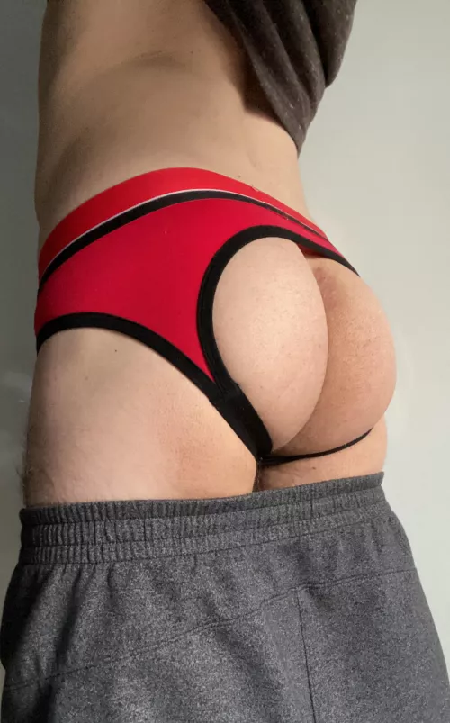 One of my oldest jocks.. perfect underneath my sweats on this Monday