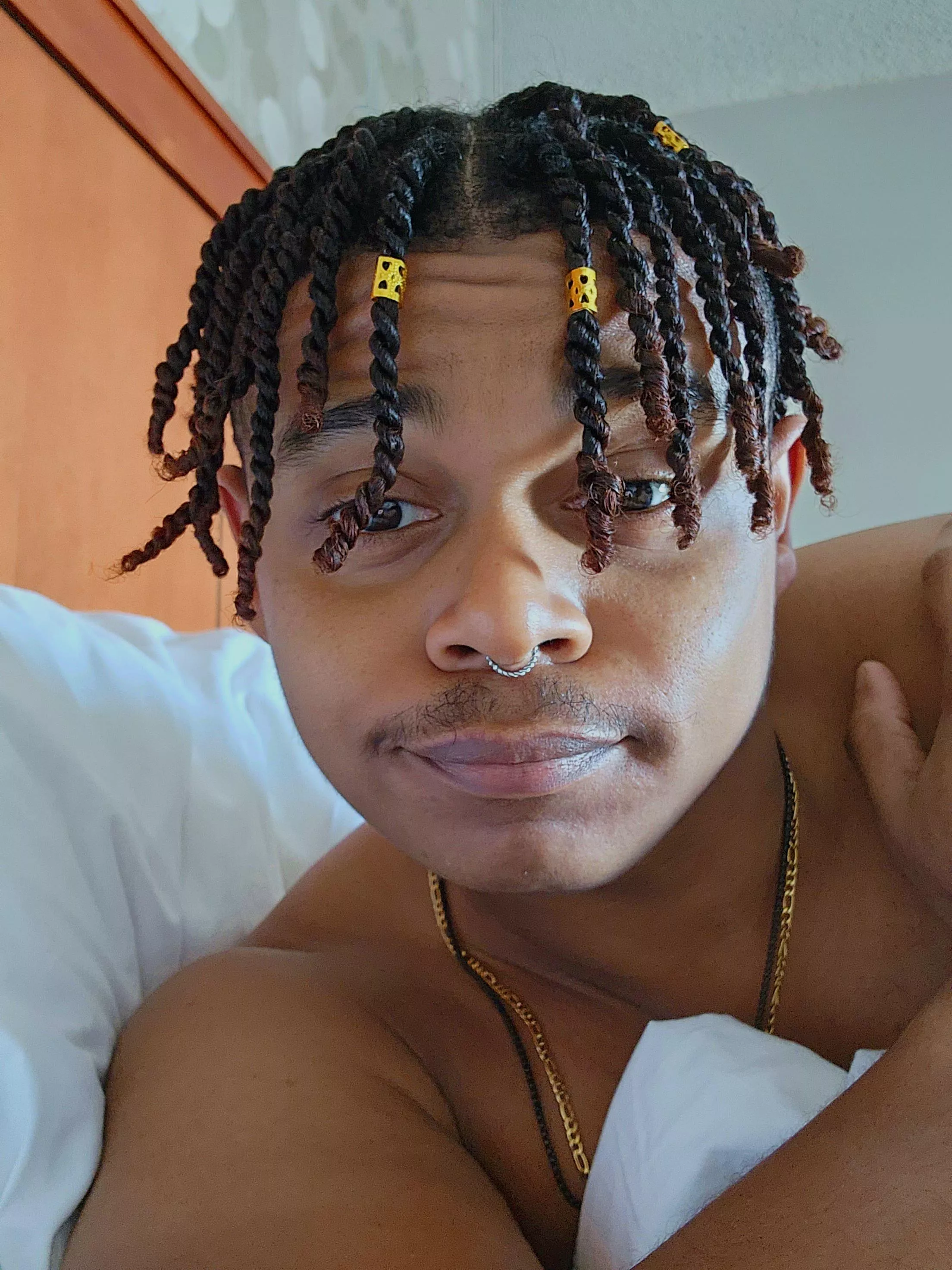 open enrollment to be my friend on switch✨️ pokemon trainers are highly encouraged 🤙🏾 friend code: SW-0677-4579-5193