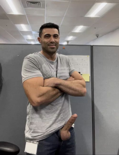 People wonder why i love being in the office so much.