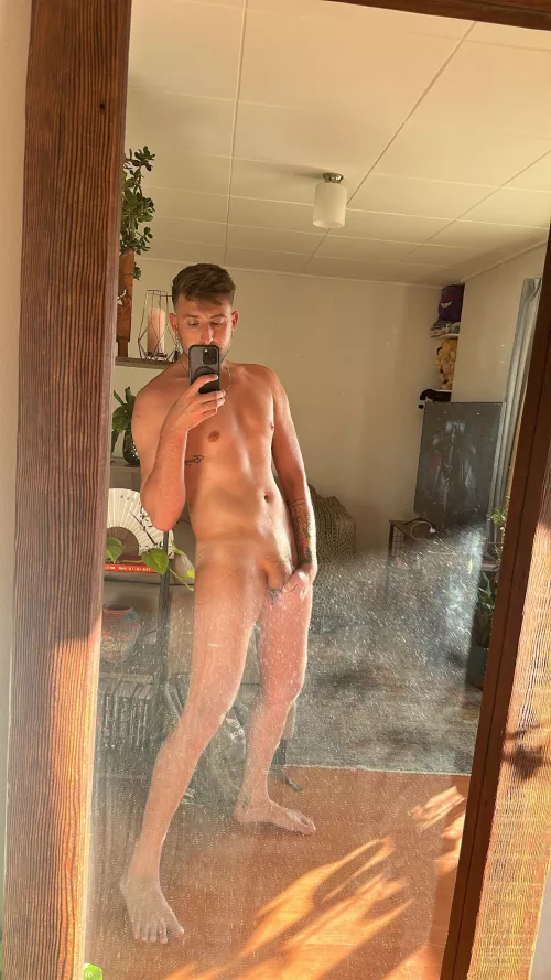 Prefer to game the wfh :(