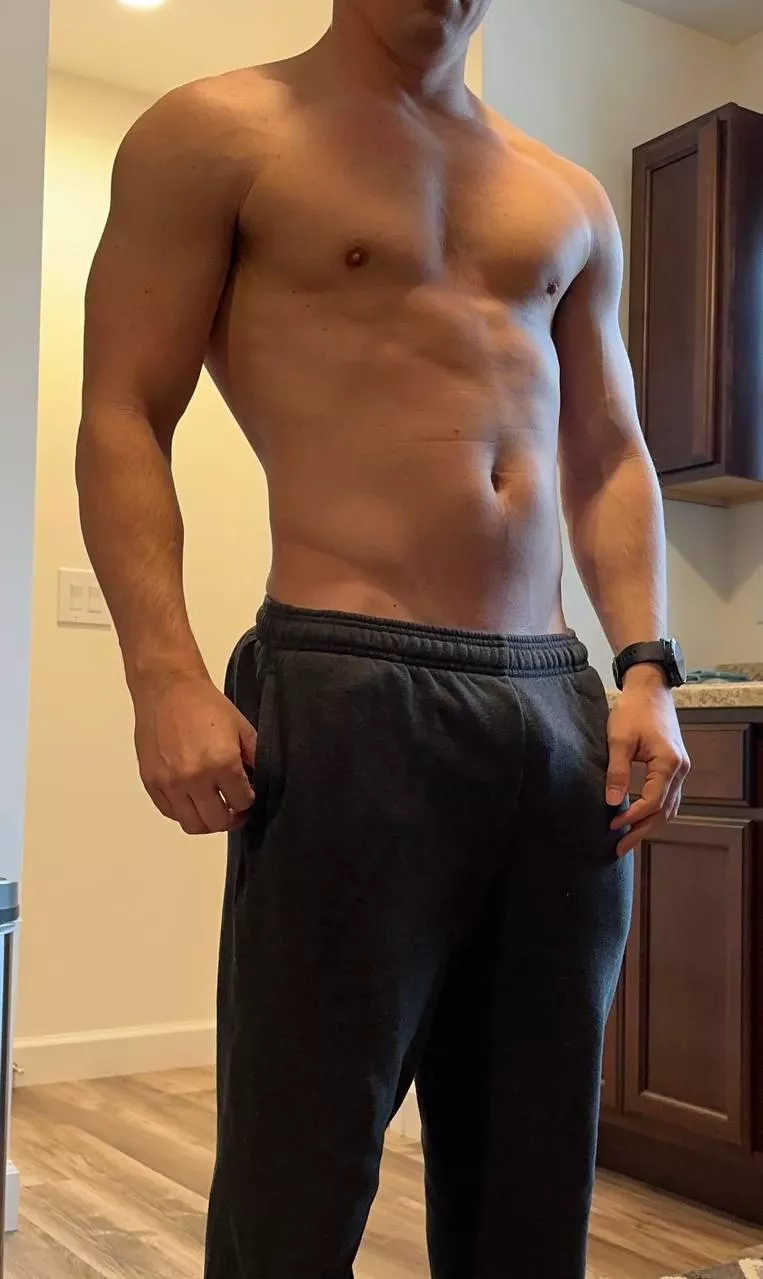 Putting on sweats after getting home from the gym is peak co(m)fy