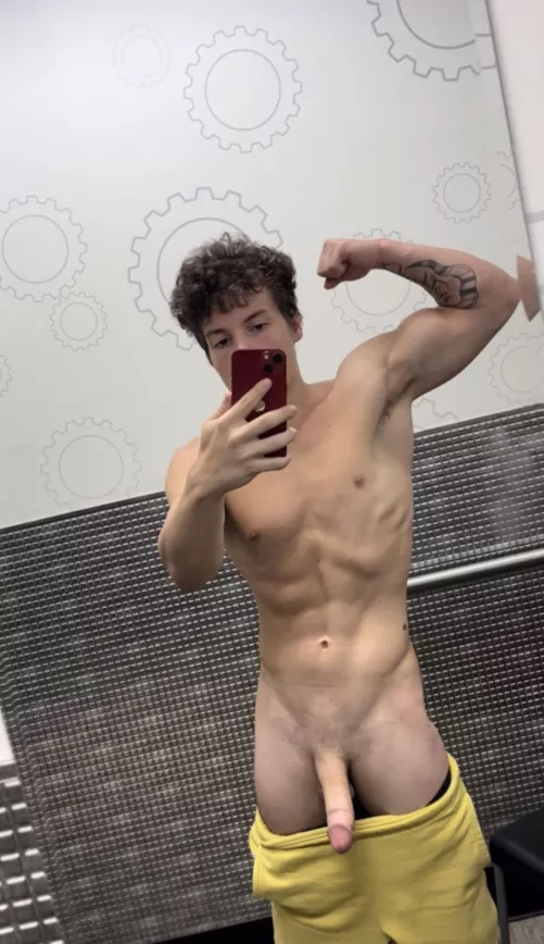 Rate me out of 10?🤔