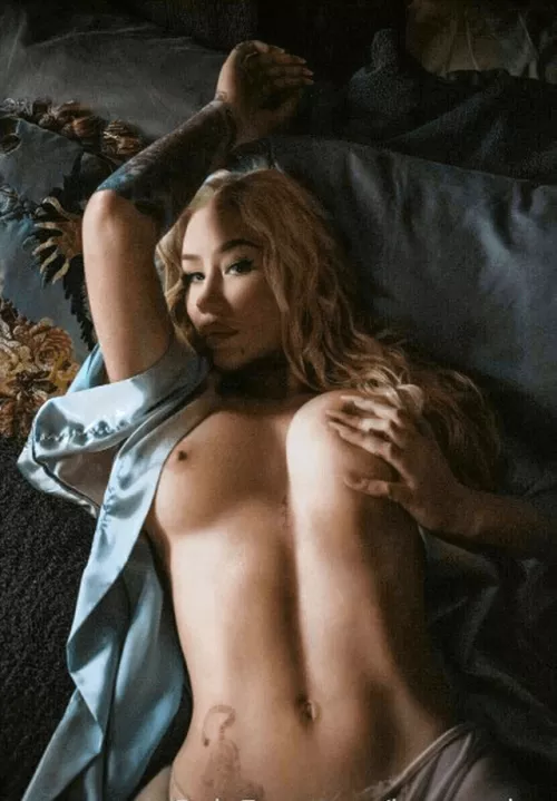 She didn't waste any time getting naked