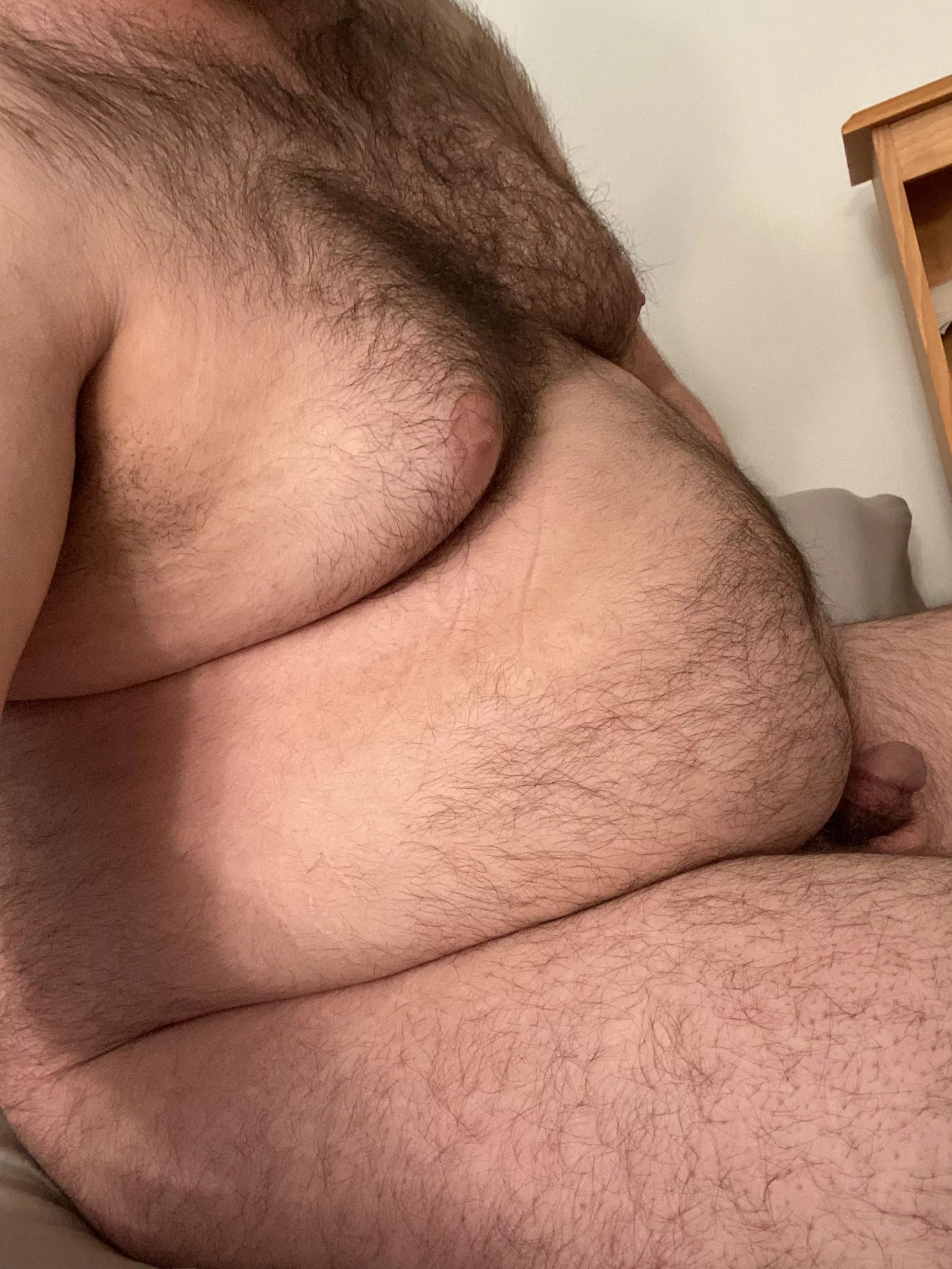 Soon I’ll be more belly then man 😝