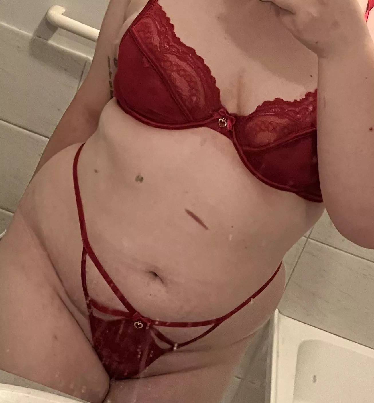 Sorry mommy I didn’t realise you had a friend over🤭