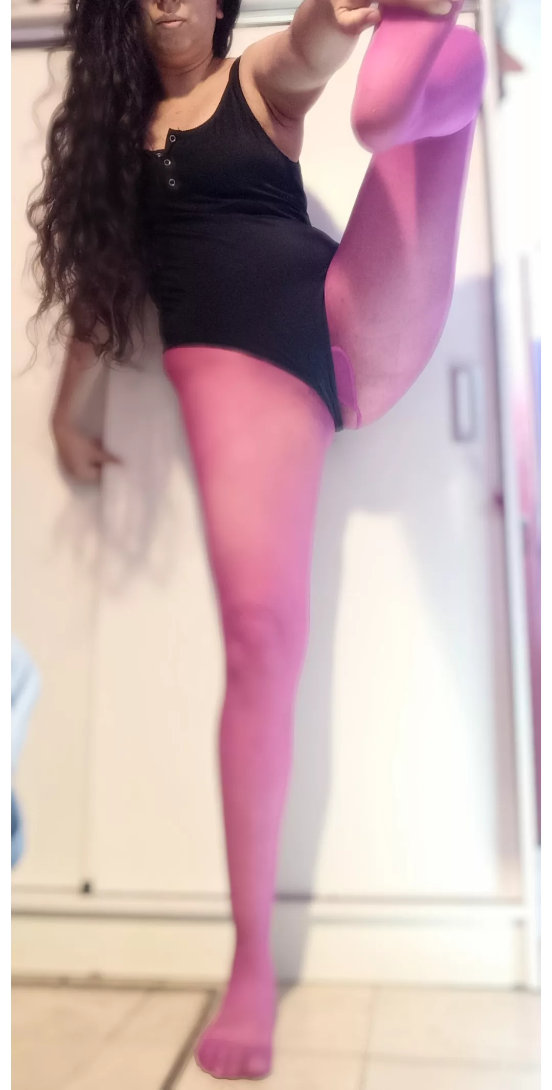 STRETCHING MAKES ME FEEL GOOD