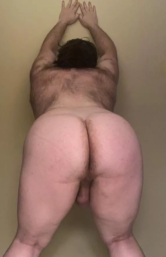 This cub is going hog wild