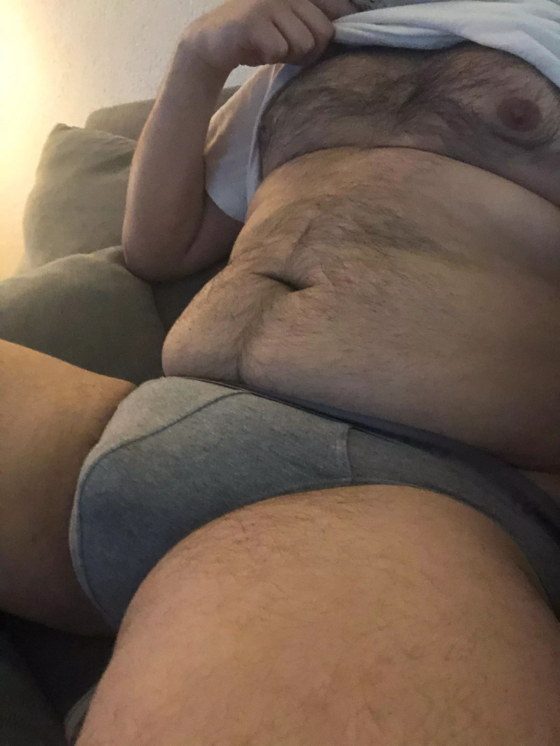 This is how ive been playing botw for the past days 😅