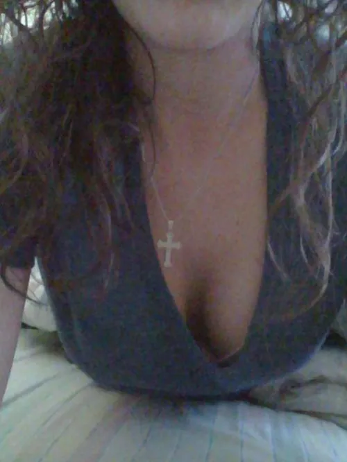 thought this pic of my 36f wife fit well here ;)