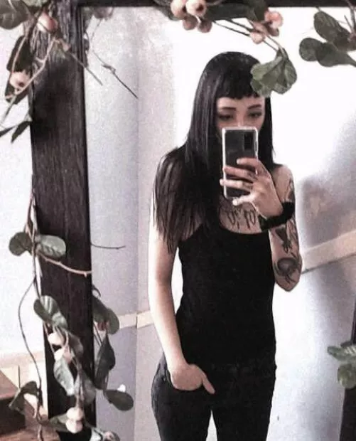 Upvote and Mommy will dominate you 😍 [domme]