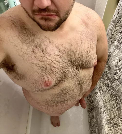 Who wants to join me in the shower so we can get dirty