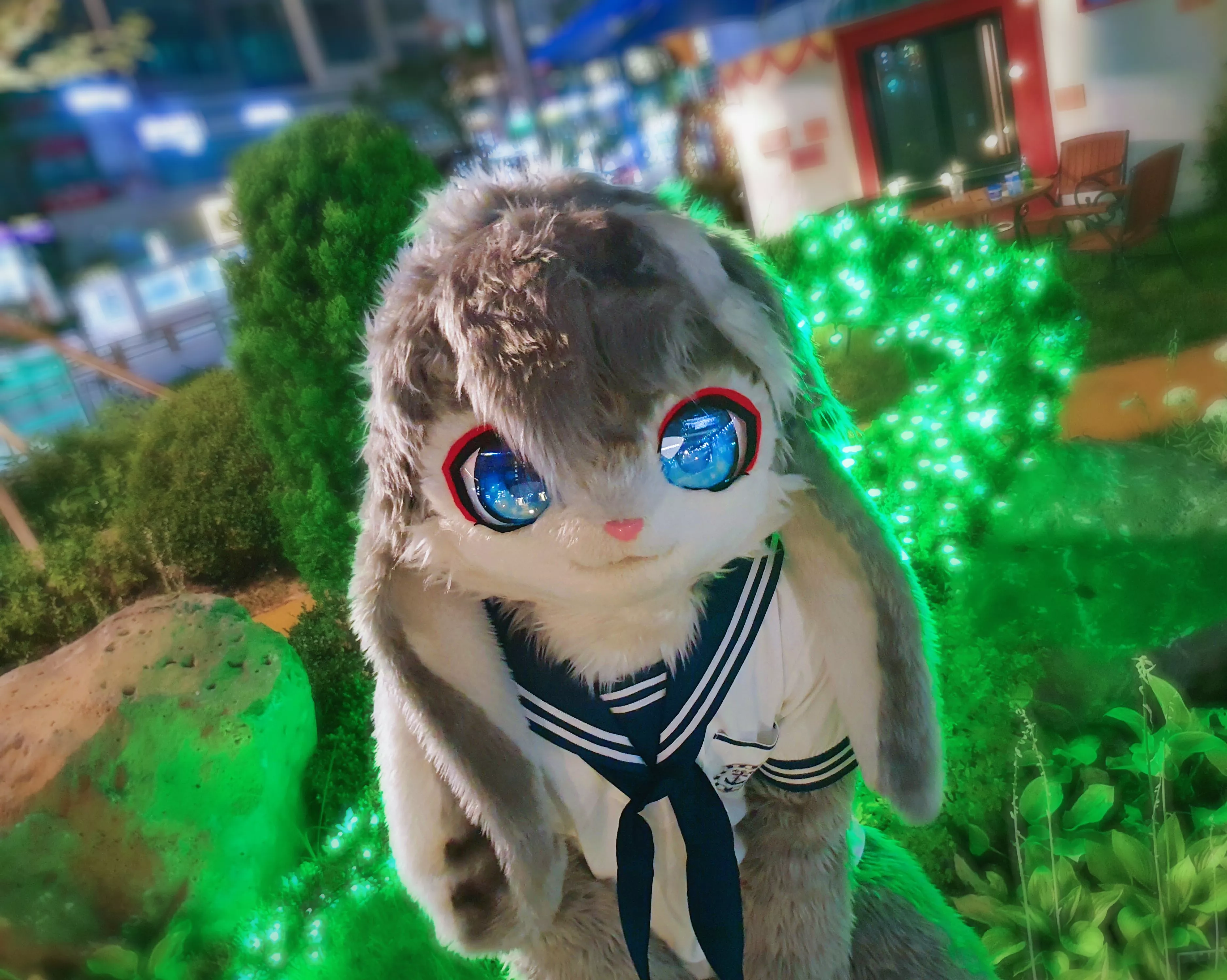 You could drown in those eyes... (@4Bfox on Twitter)