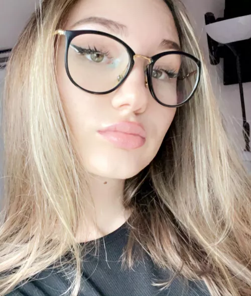 22 F [F4M] Available for sexting 24/7 Dick ratings 🎀 customs 🤪 Role play ❤️ 💦 ●Dropbox link Premium photos and clips! 🔞 for more info just [Snapchat]me @ iamjessica.01