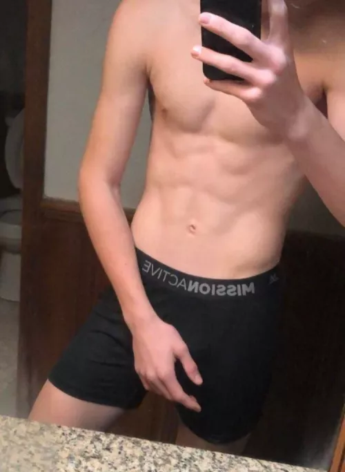 22 looking for something who make me hard and help me cum SC:john_quen007