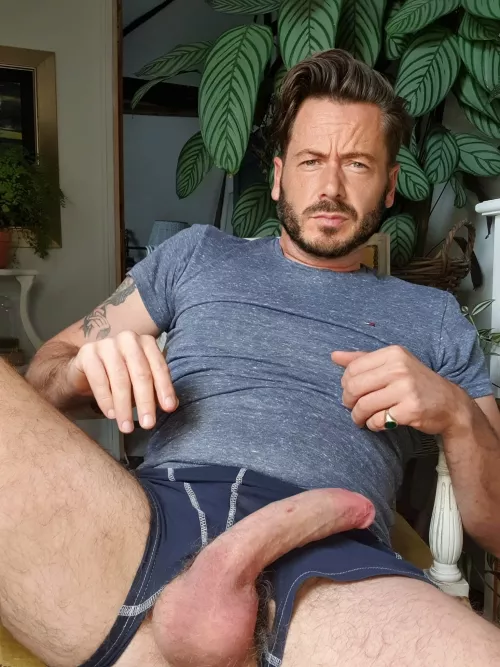 (41) split my boxers.