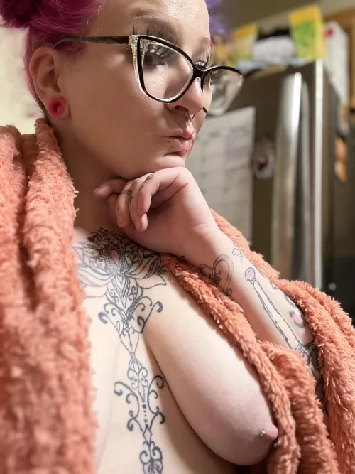 A titty for your Tuesday!