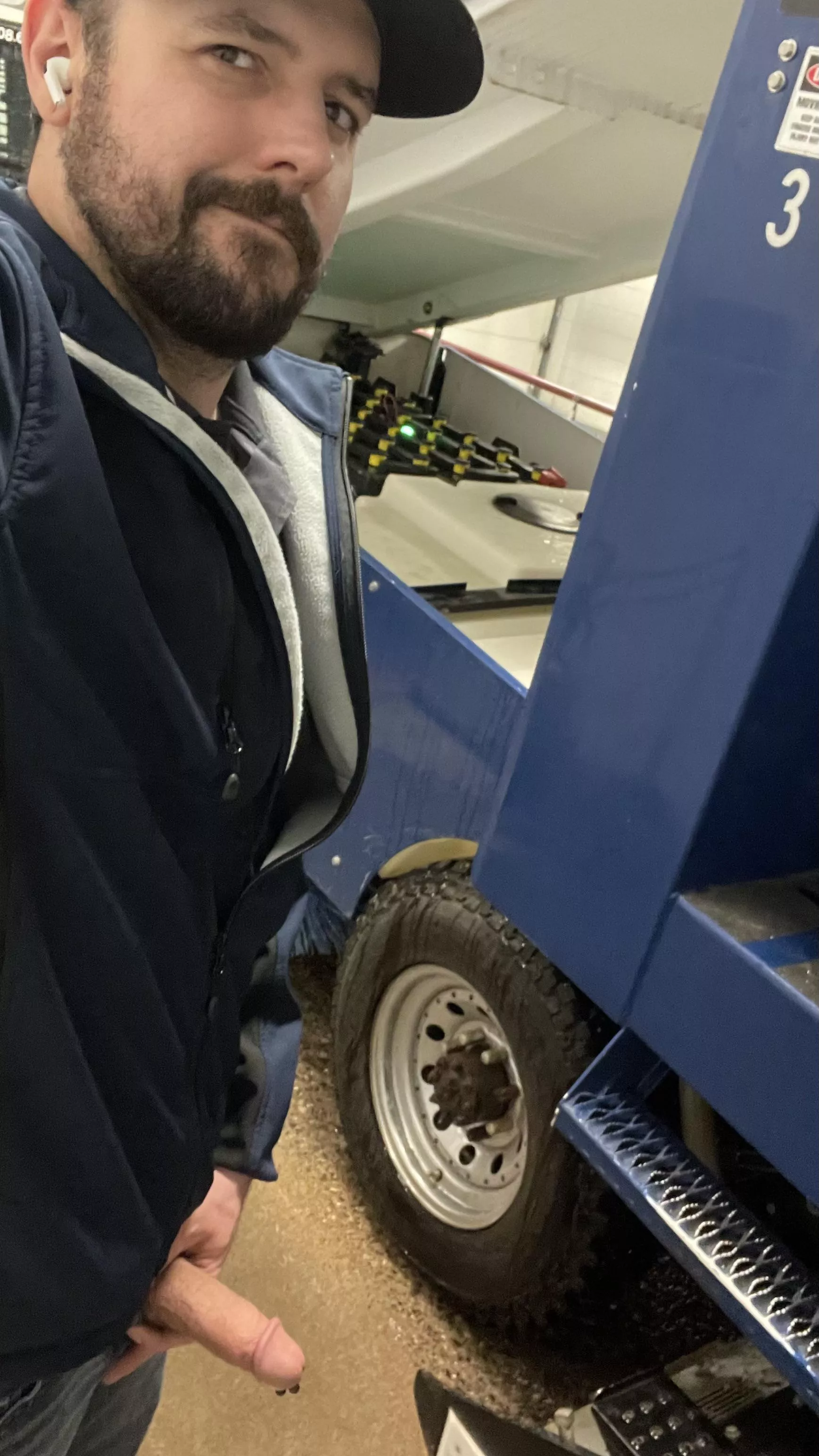 Anyone up for a Zamboni ride? (34)