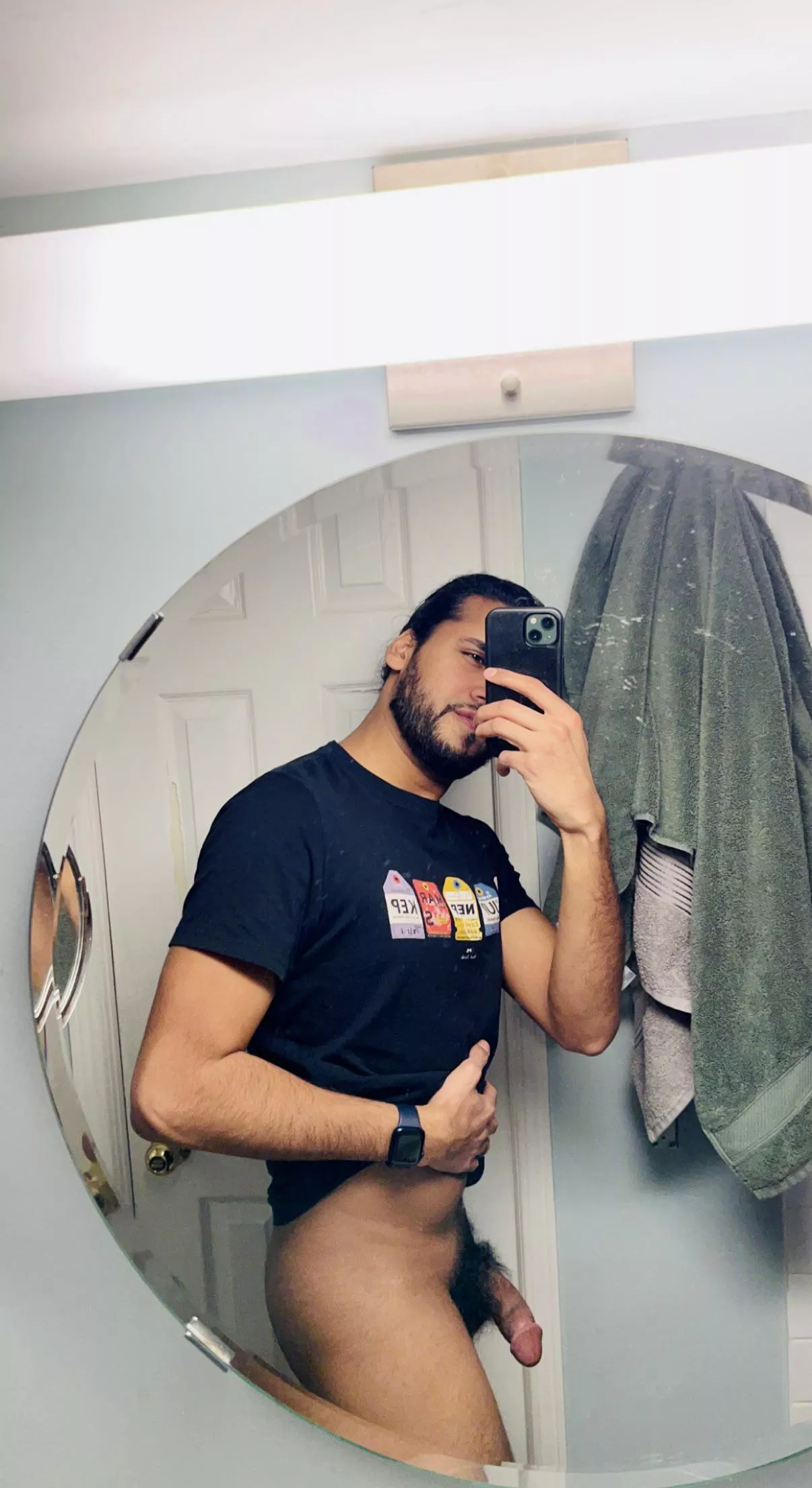 Casual nerd needs a cuddle buddy 😘