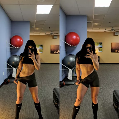 come say hi if you're into buff goth girls 🦇