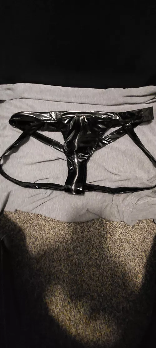 Comment for upload me wearing