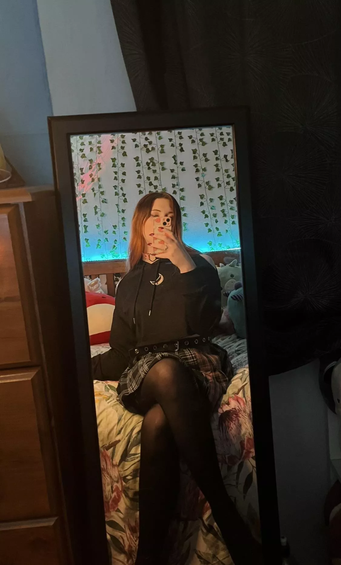 Could I be your pretty little goth girl?