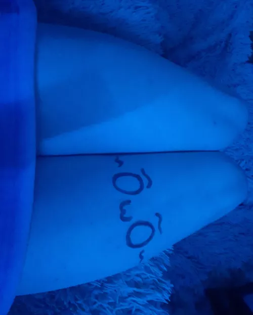 Cute thigh pic before I go to sleep...