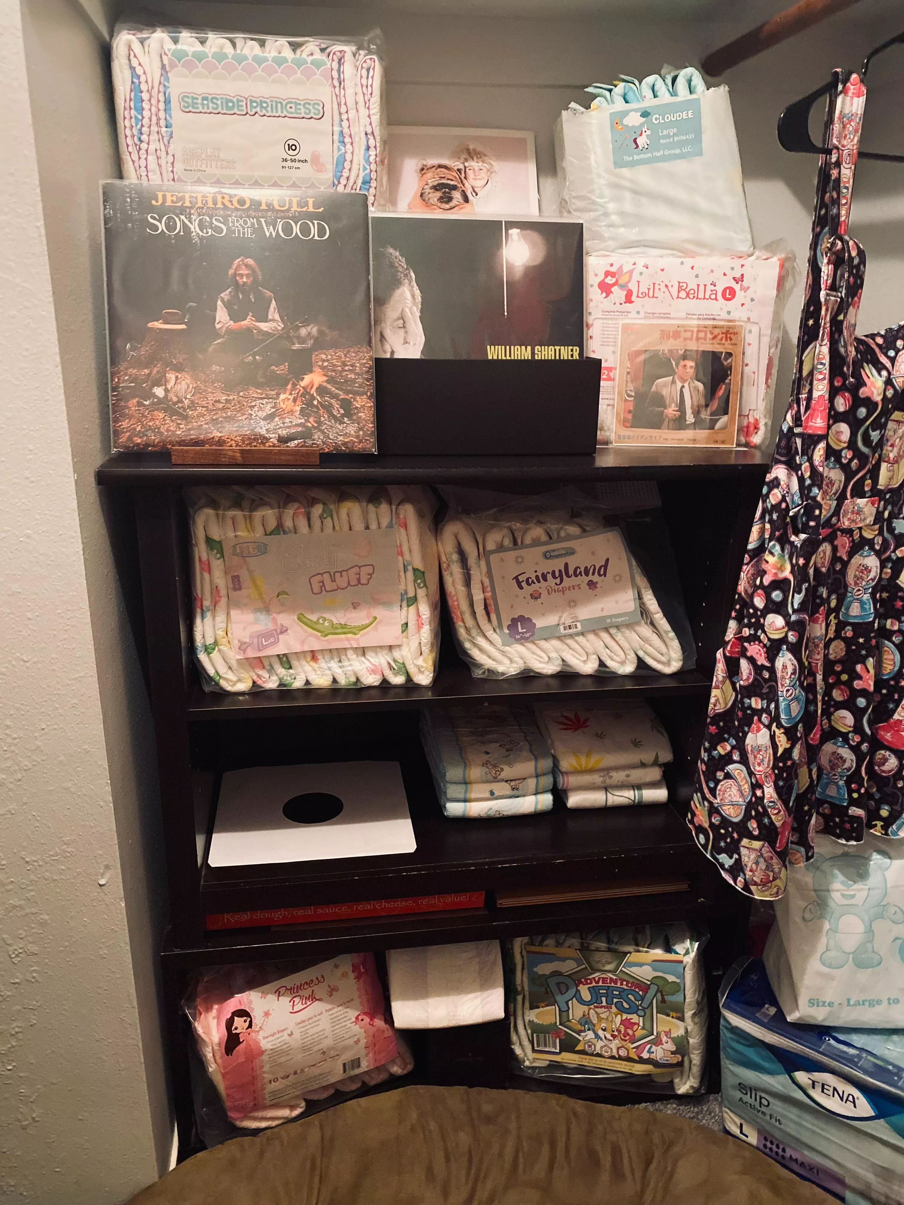 diapers & vinyl is such a good mix 🎶