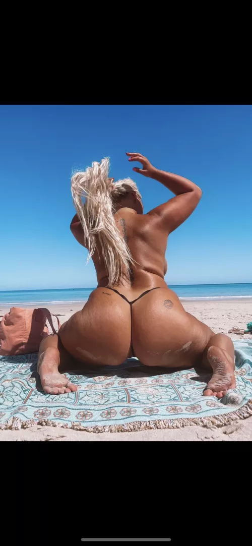 Do I make you horny baby?😈