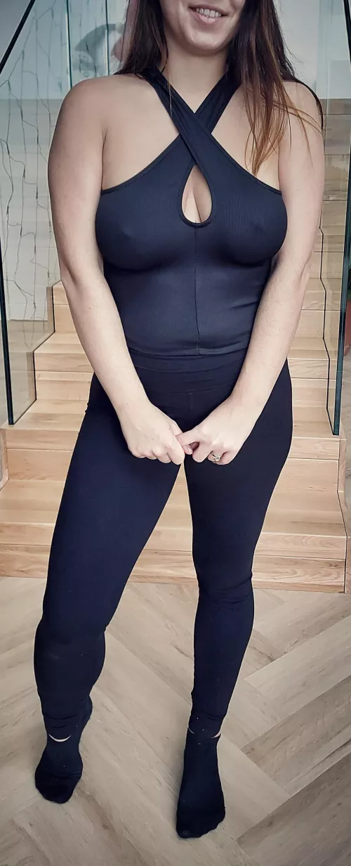 Do you like tops, where bra is redundant? I love them!