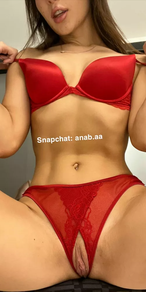 Do you think red is my color [f]