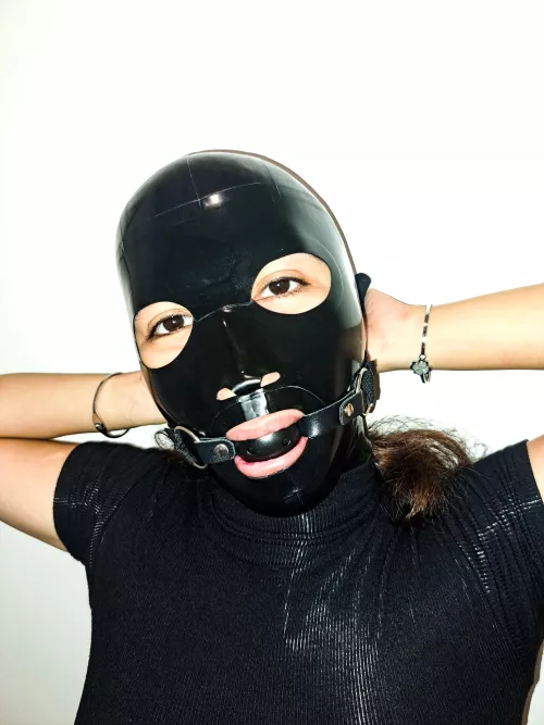 Enjoy this close-up 🖤