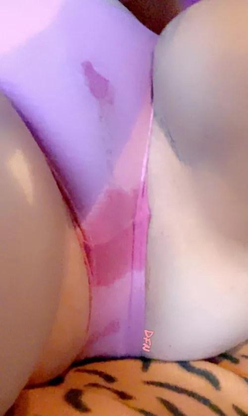 [f] made these juicy wet pink panties while sexting