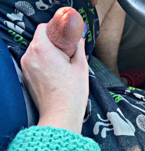 Getting it hard for some road head fun 😏