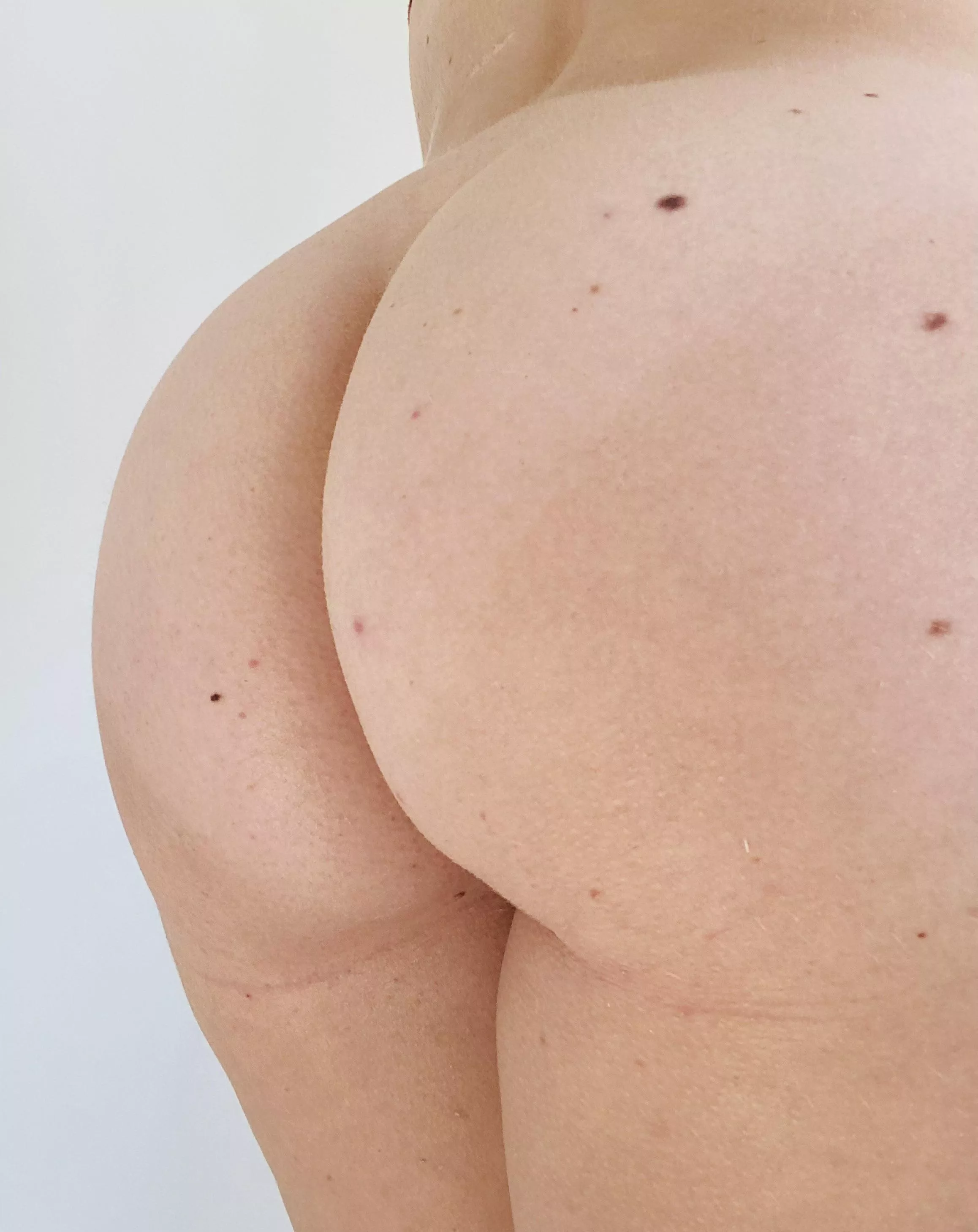 Had so much fun this weekend. Hope everyone got as much action as this ass did :)