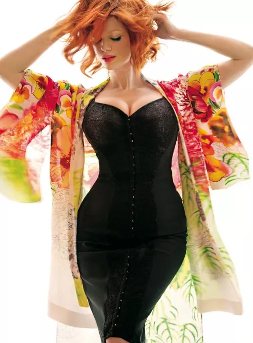 Hourglass: Christina Hendricks