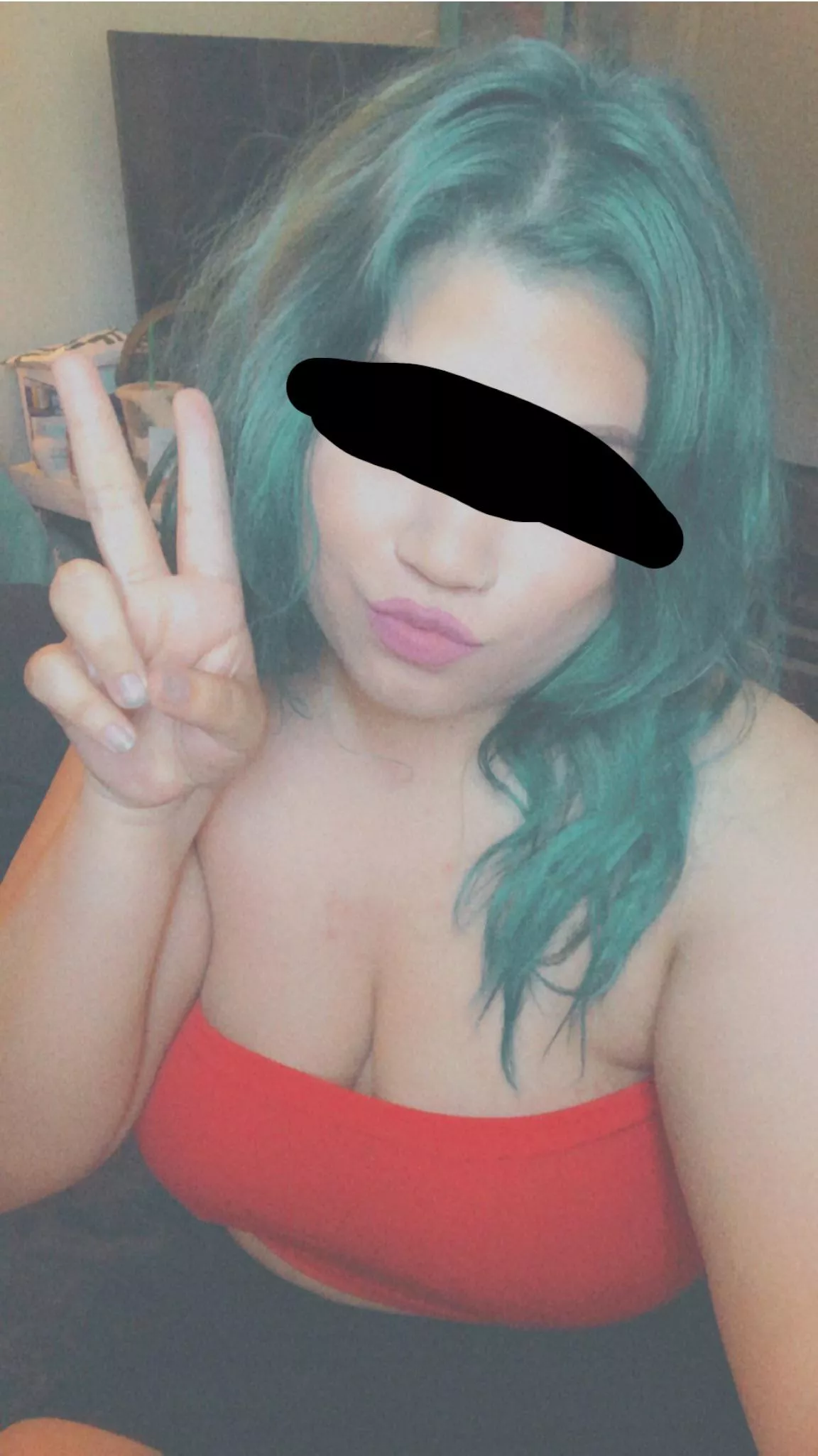 How much likes can my wife get? I want her on the top