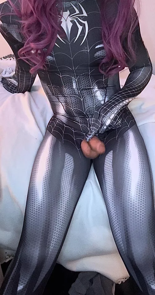 I can shoot webs too😏💦