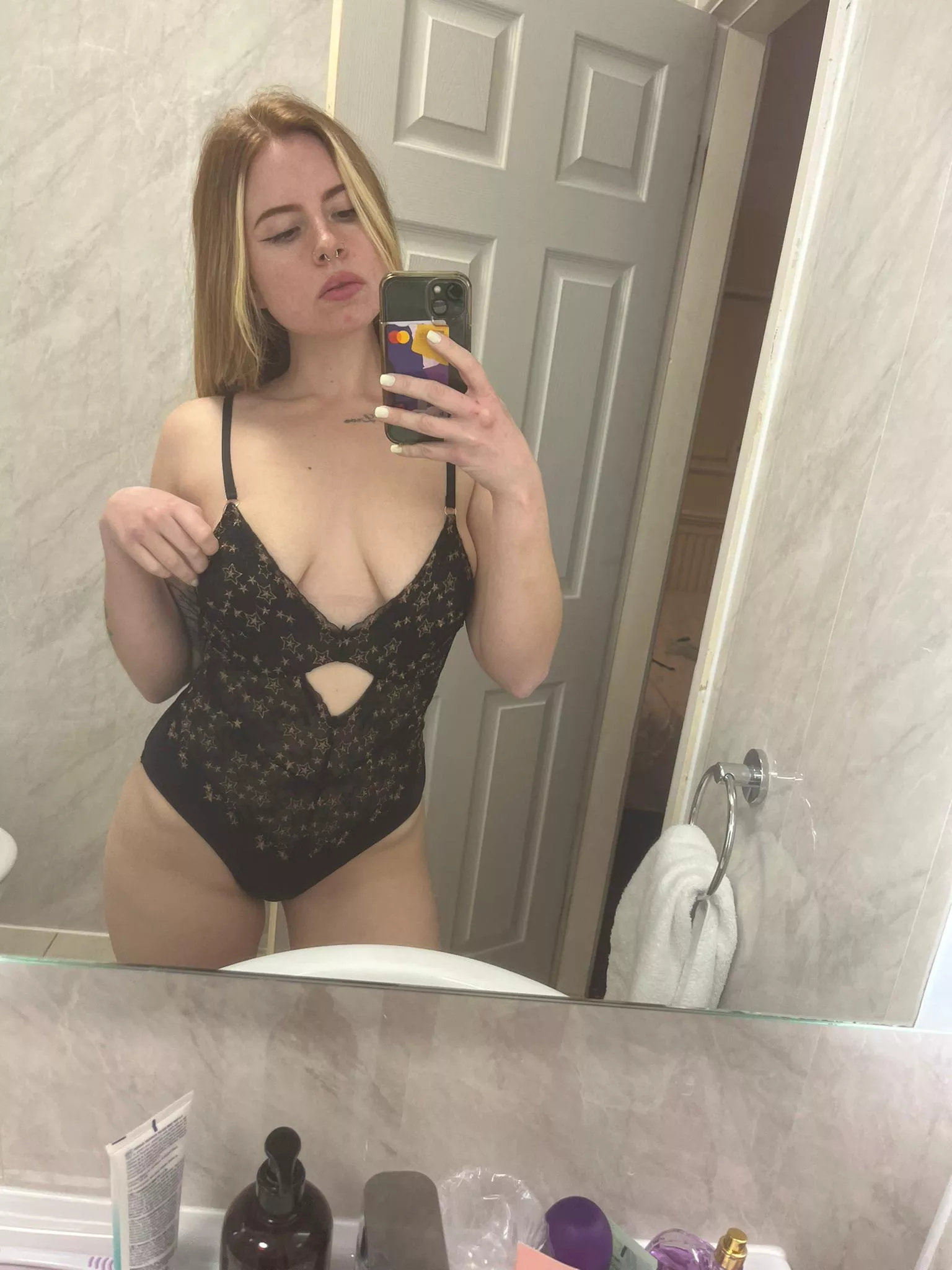 I couldn’t get to all my DMS. Comment again if I can send u personalised nudes xx