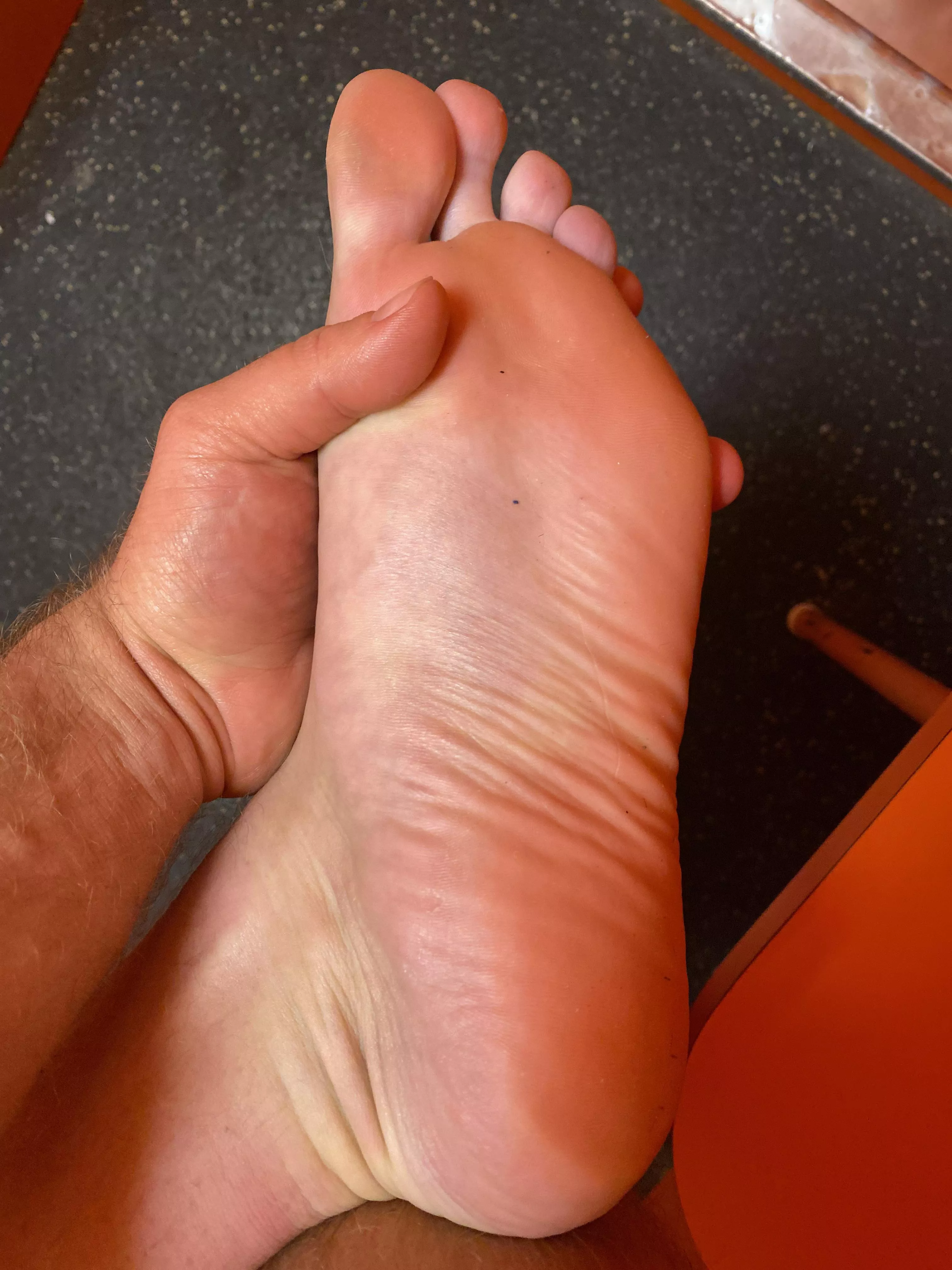 I just worked out and need a foot rub