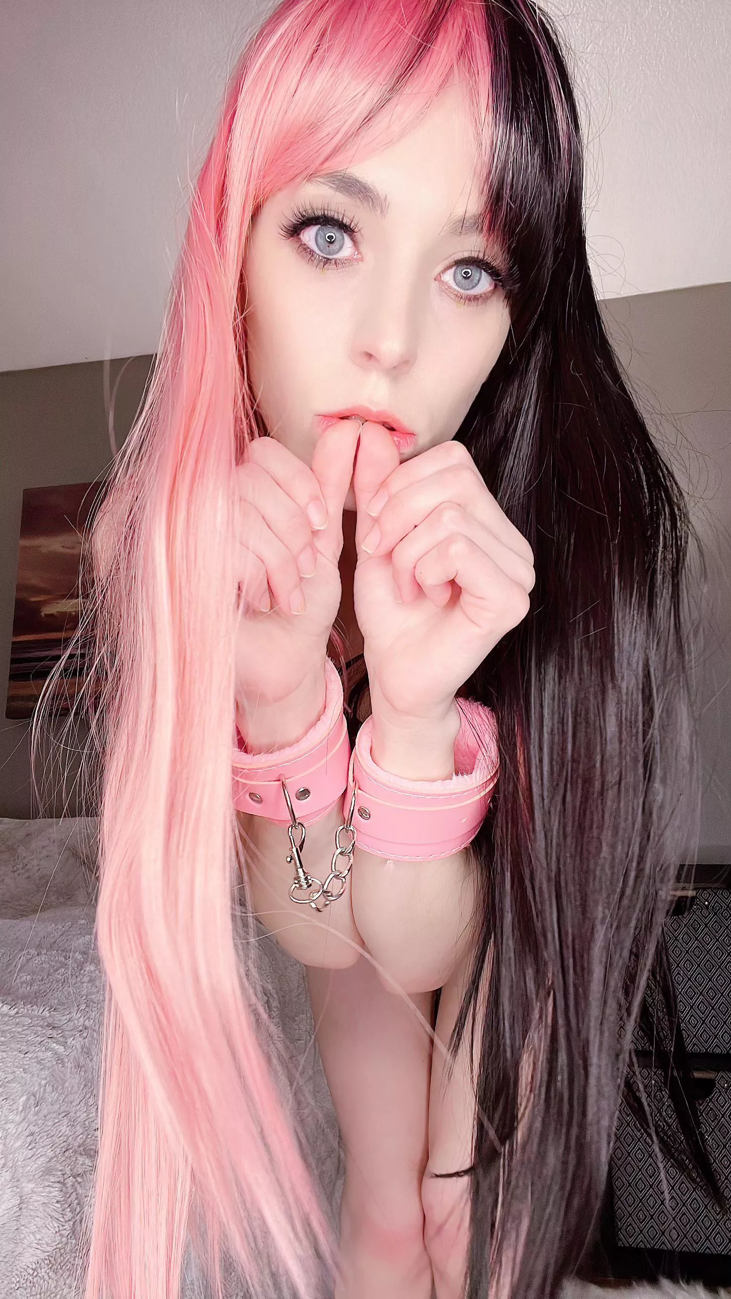 I like it when you handcuff me like this ;)