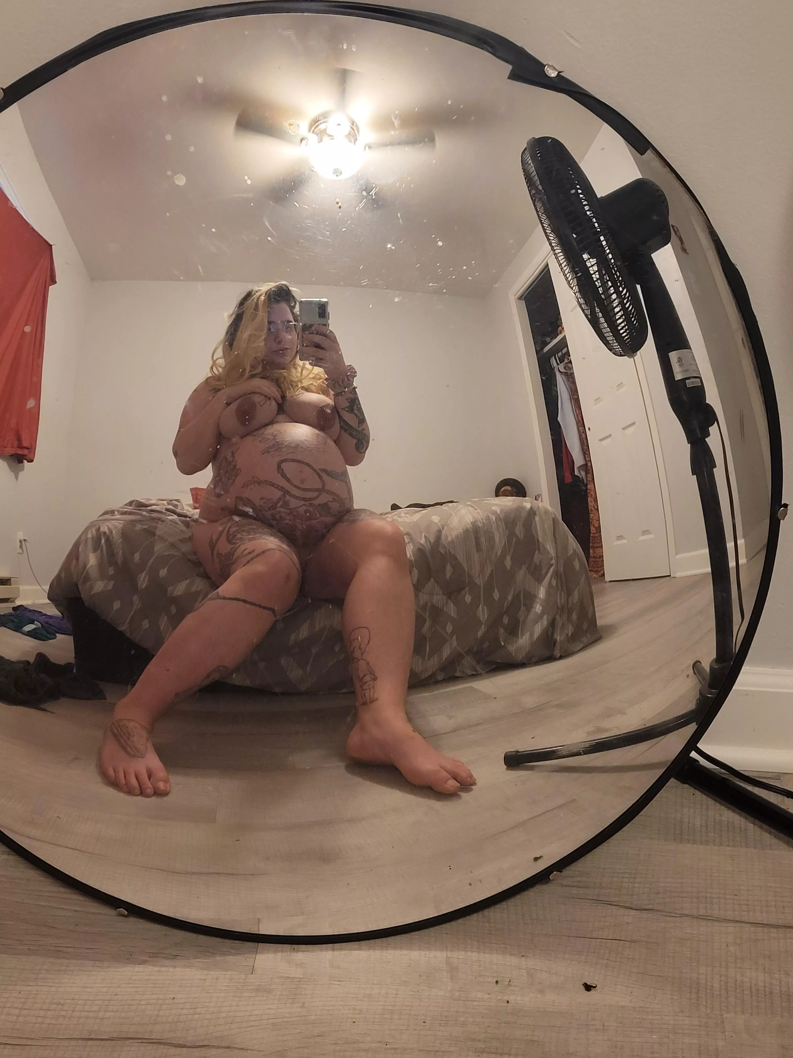 I love fucking in front of this!