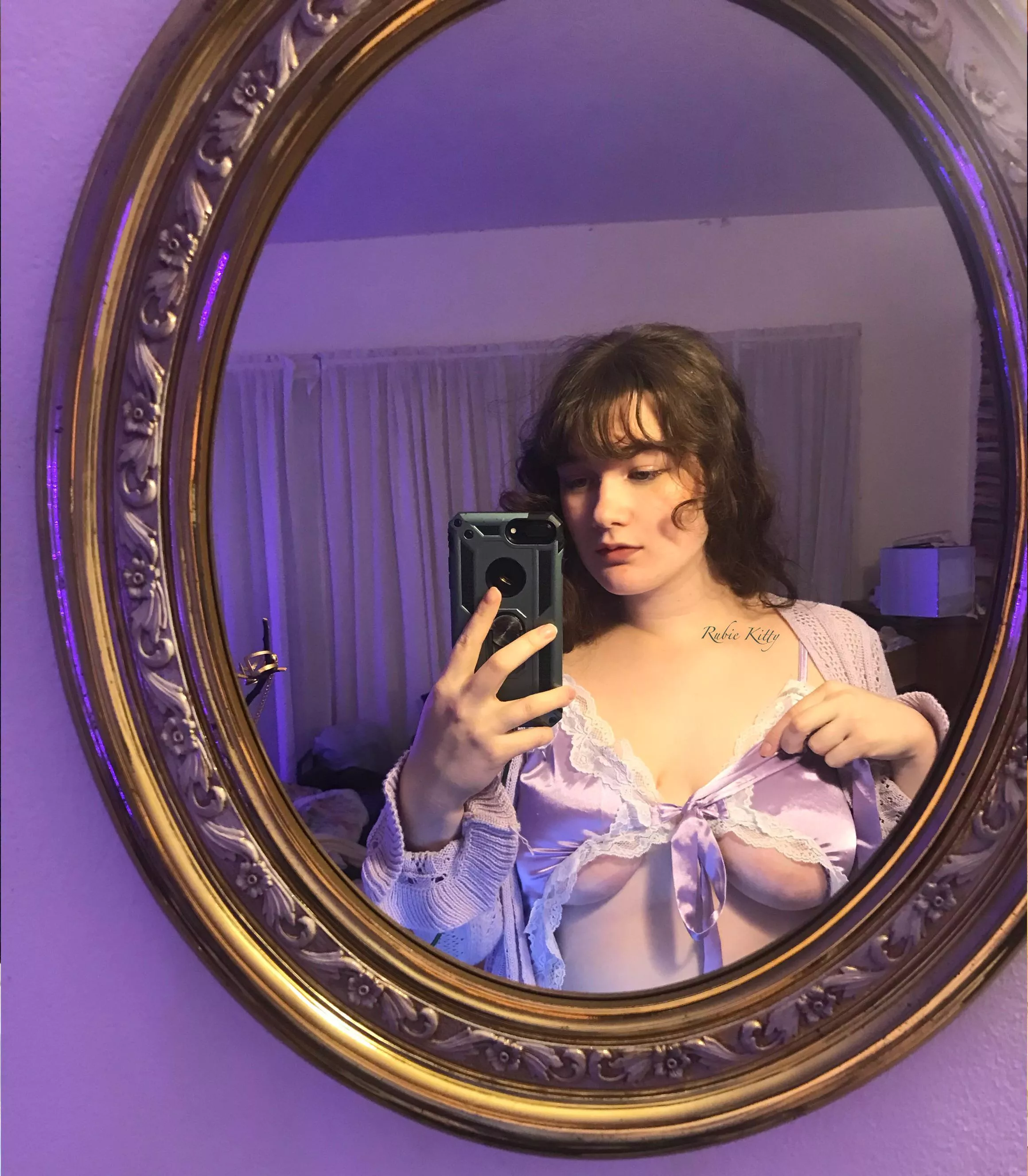 I love posing for you all in front of my mirror💕