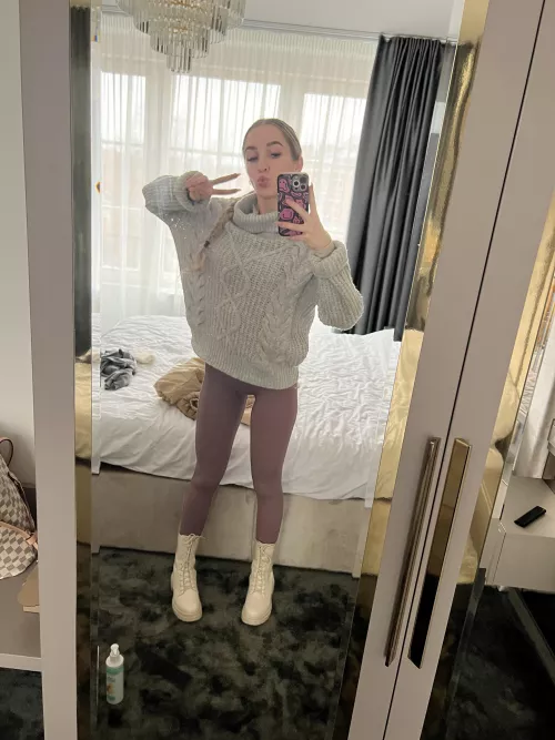 i might be small but i bet i could handle you