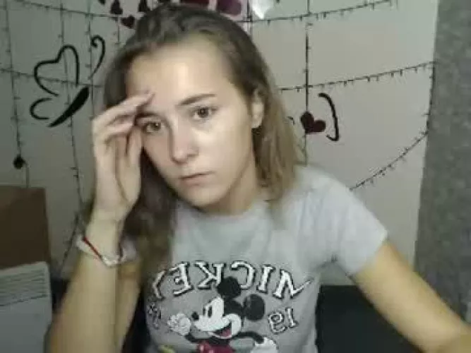 I want to find out if she still streams. Apparently the names she’s used are. abellajean abellajean_ sweetkitty_ Ramida_ coryrocca kitty_pretty silviamila WhiteKate Karleevon Nani_lover Rangelover_ Sheiky_